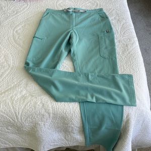 Figs Cargo Scrub Set in Sea Glass